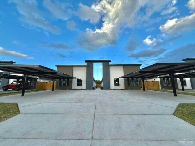 Foto del edificio - 9 S Links Dr