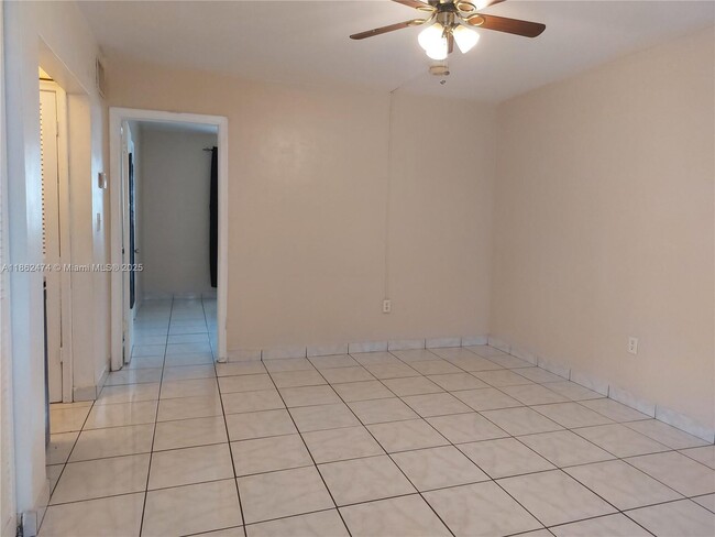 Foto del edificio - 5801 NE 18th Ave