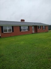 Building Photo - 3261 Marion Rd