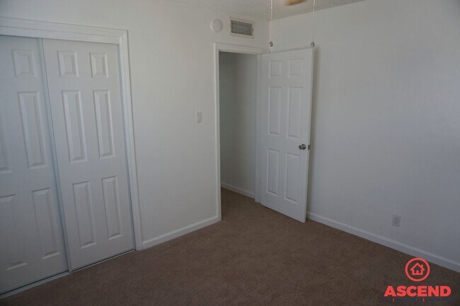 Foto del edificio - Stunnning Home in Southwest!