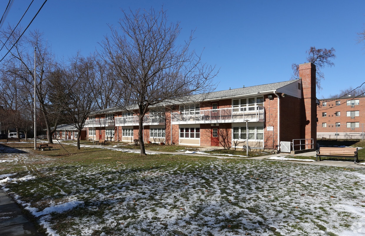 Primary Photo - Mary Mahoney Village