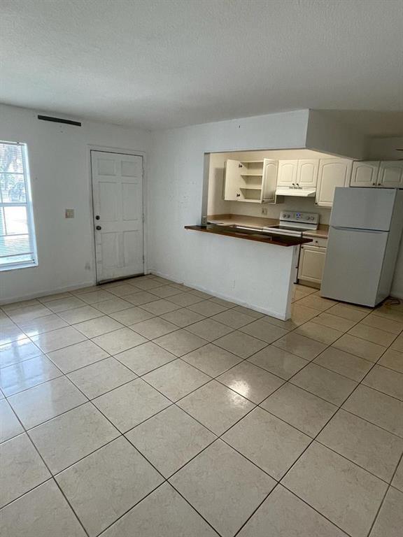 Photo - 4951 Wedgewood Way Apartment