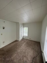 Building Photo - 141 Manhattan Dr
