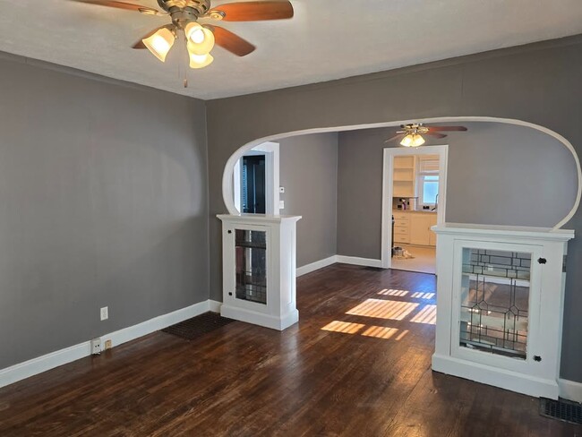 Foto del edificio - 709 N Drexel Ave