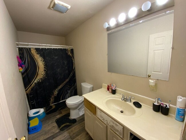 Foto del edificio - 3 Bedroom Home