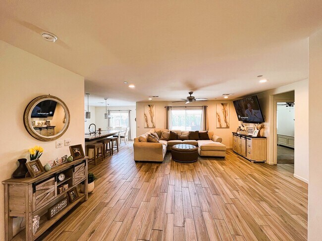 Foto del edificio - 2331 Vineyard Ct