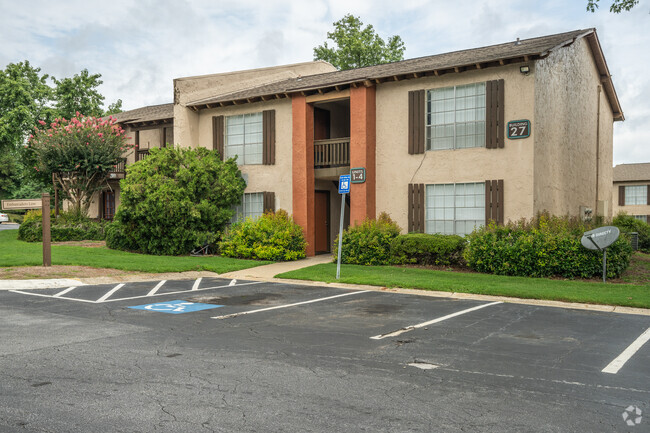 Building Photo - Embarcadero Club Apartments