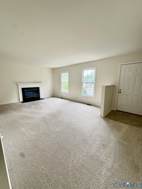 Foto del edificio - 5633 Lake Sharon Dr