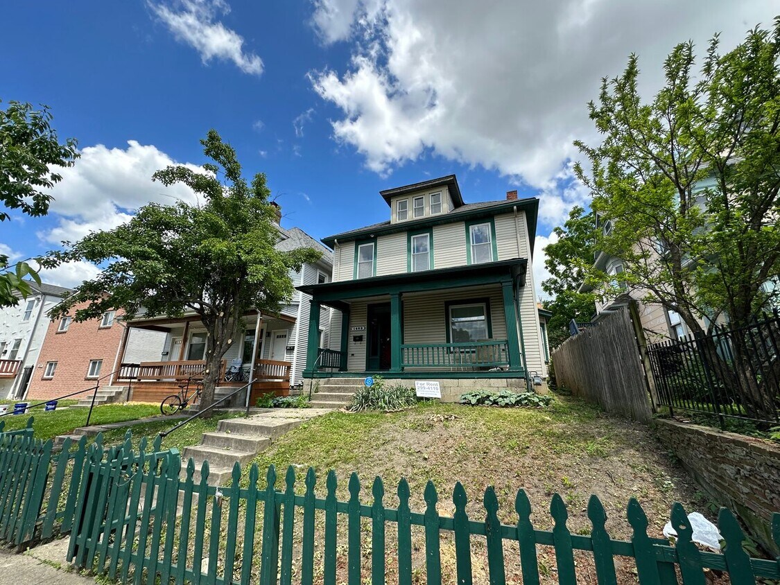 Indianola Ave 1462 NPR Apartment for Rent in Columbus, OH