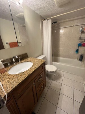 Building Photo - 125 Pleasant St