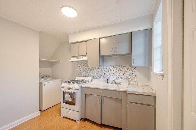 Foto del edificio - 517 N Florida St