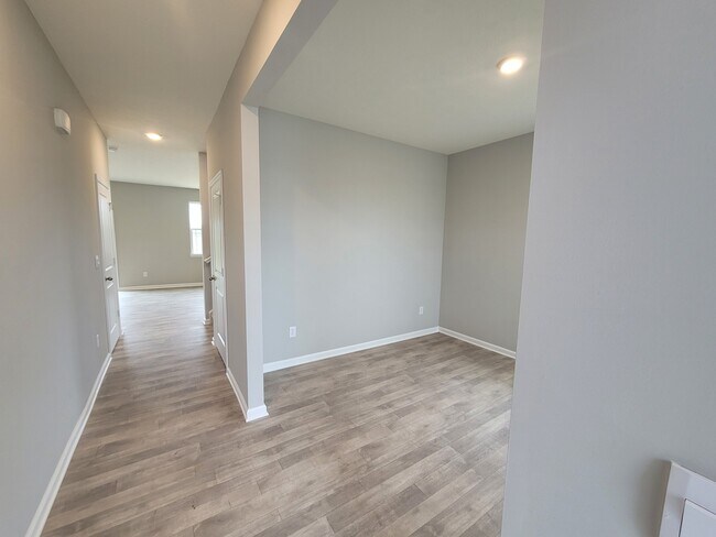 Foto del edificio - 1663 Fairmount Dr