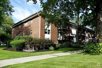Building Photo - 36 Pleasant Dr