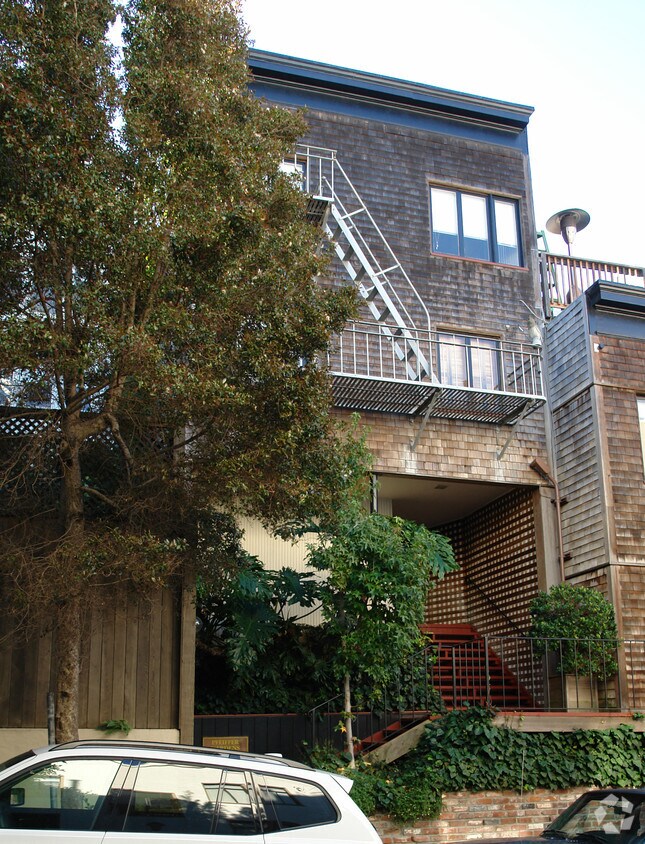 Foto del edificio - 123-137 Pfeiffer St