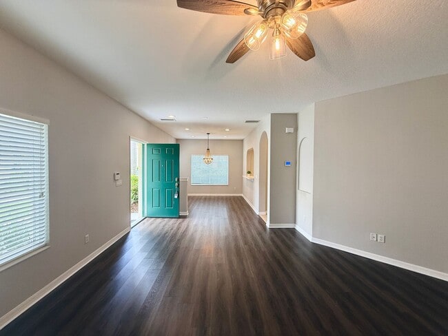 Foto del edificio - Pristine 3-Bed/2.5 Bath Townhome Ready for Move-in- Bradenton FL!!