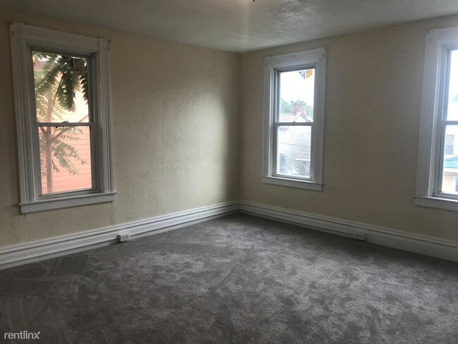 Foto del edificio - 2 br, 1 bath House - 6309 St Marie St