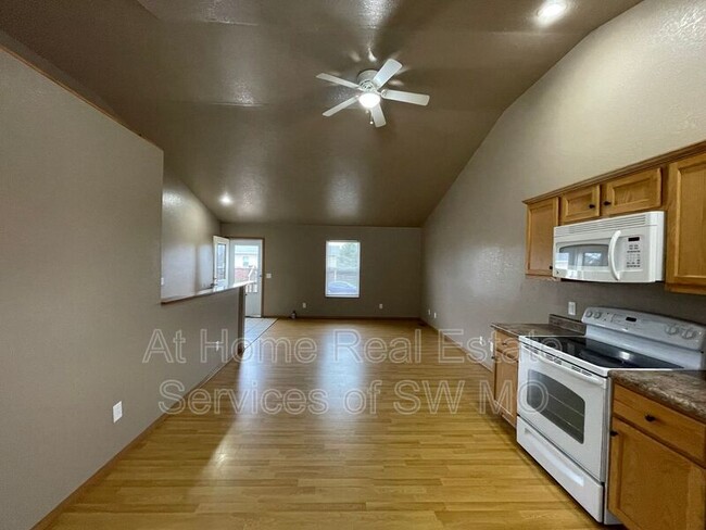 Building Photo - 633 West St