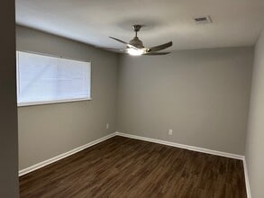 Building Photo - 3203 White Sail