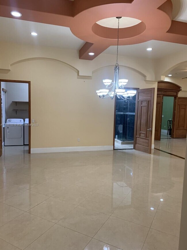 Foto del edificio - 6321 SW 26th St