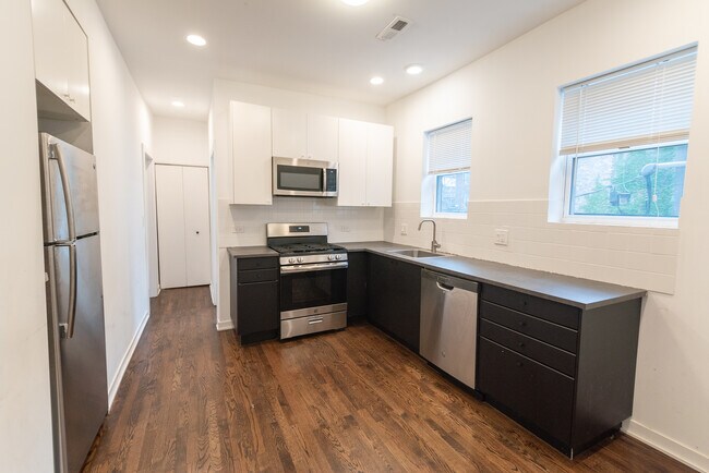 Foto del edificio - 1339 W Early Ave