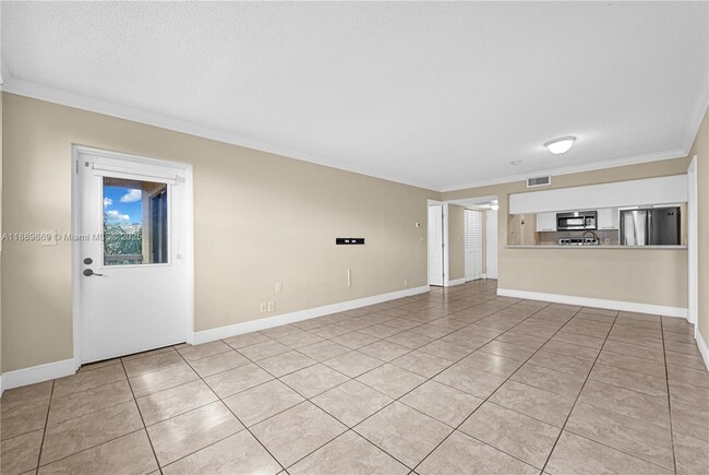 Foto del edificio - 8120 Geneva Ct