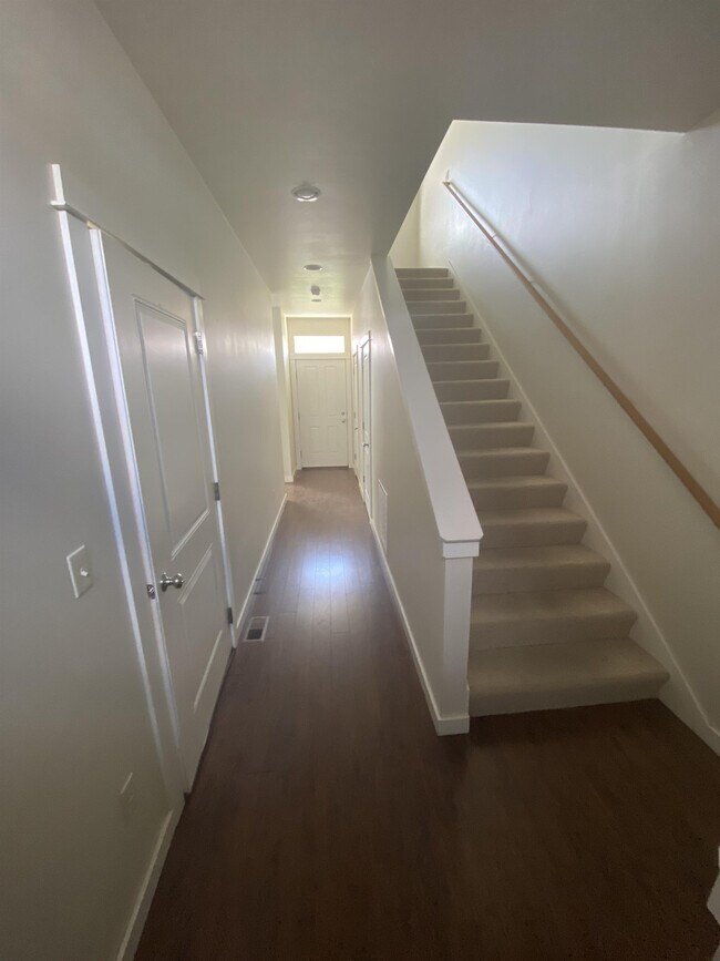 Building Photo - 2784 Catalyst St