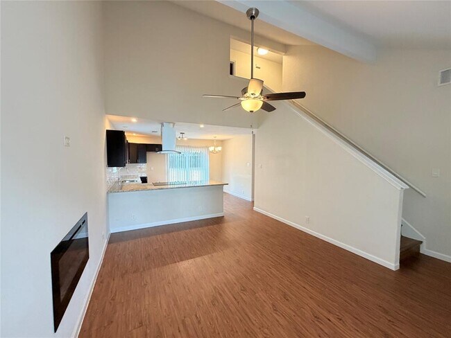 Foto del edificio - 1605 Parkwood Dr