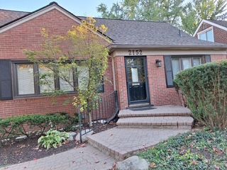 Foto del edificio - 2152 Pembroke Rd