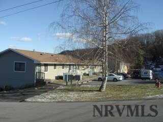 Building Photo - 524 Calhoun St