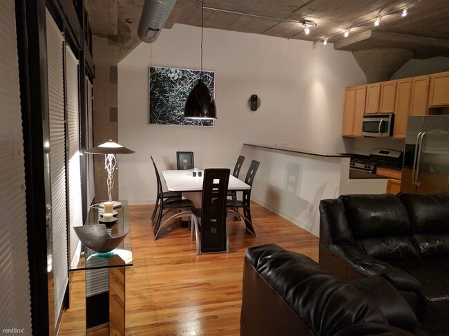 Foto del edificio - 2 br, 2 bath Condo - University Commons