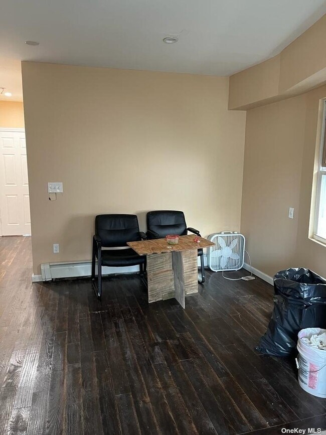 Building Photo - 103-04 Lefferts Blvd