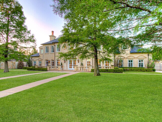 Foto del edificio - 5709 Mistletoe Ct