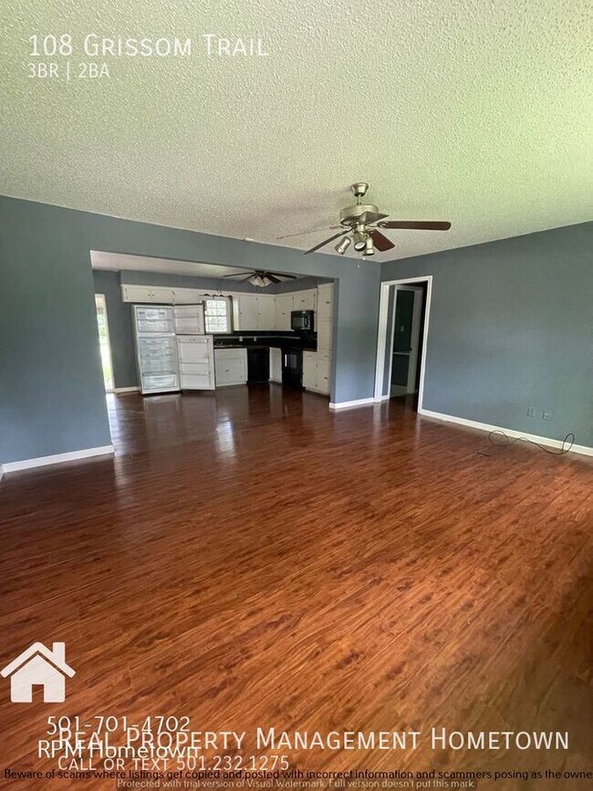 Foto del edificio - BEAUTIFUL 3 BEDROOM HOME IN LHSD