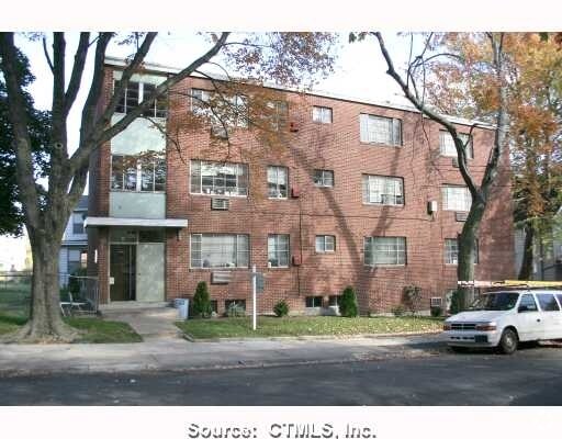 Building Photo - 90 Catherine St