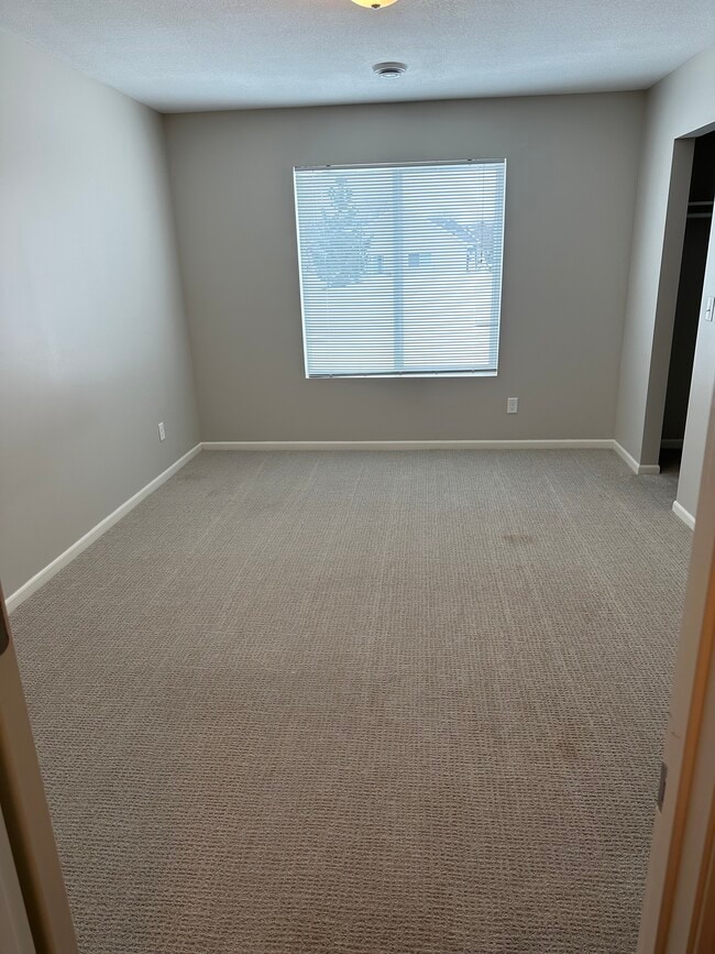 Foto del edificio - 208 25th St SE