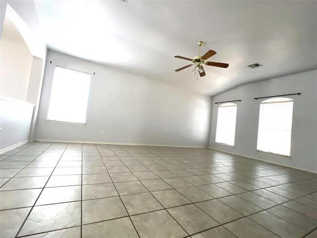 Building Photo - 2426 Hallie Ln