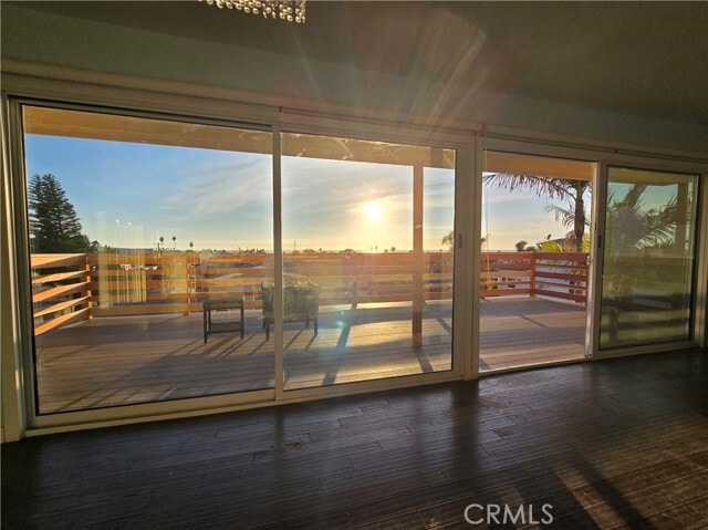 Building Photo - 509 N Helberta Ave