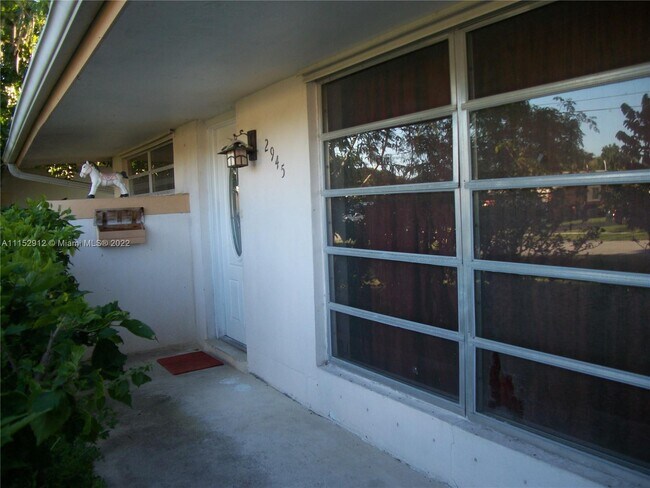 Building Photo - 2945 NW 73rd Ave