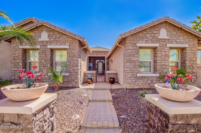 Foto del edificio - 4935 W Yearling Rd