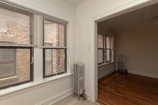 Foto del edificio - 4641 N Paulina St
