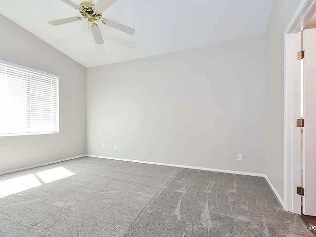 Building Photo - 3505 Round Valley Way