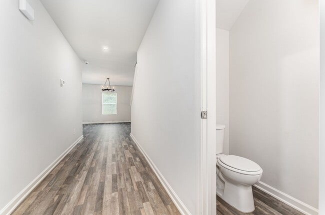 Building Photo - Charming Home for Rent in Thomasville – Pe...
