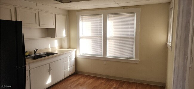 Foto del edificio - 3943-3947-3947 Riley Ave