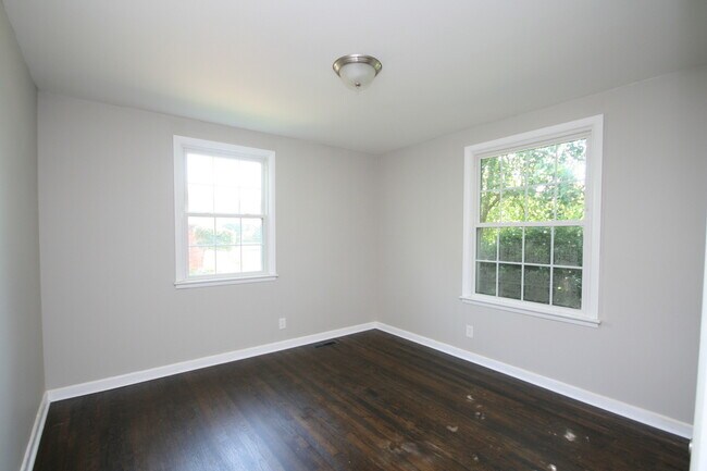 Building Photo - 4300 Force Dr NW