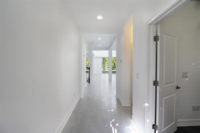 Building Photo - 7592 Aguila Dr