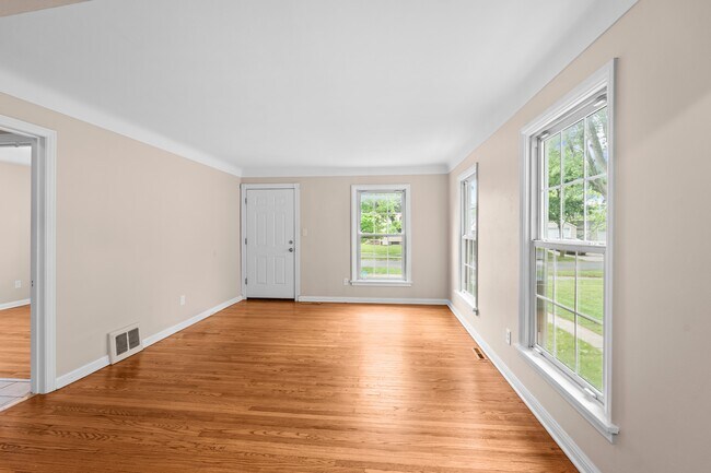Foto del edificio - 1502 Schuyler Rd