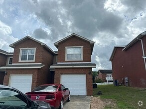 Building Photo - 108 Peregrine Way