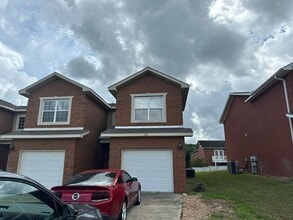 Building Photo - 108 Peregrine Way