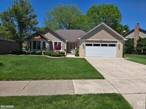 Building Photo - 52843 Deerwood Dr