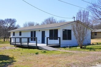 Building Photo - 37 Almond Dr